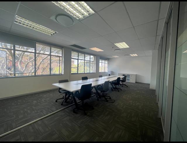 464M² OFFICE TO LET IN ILLOVO